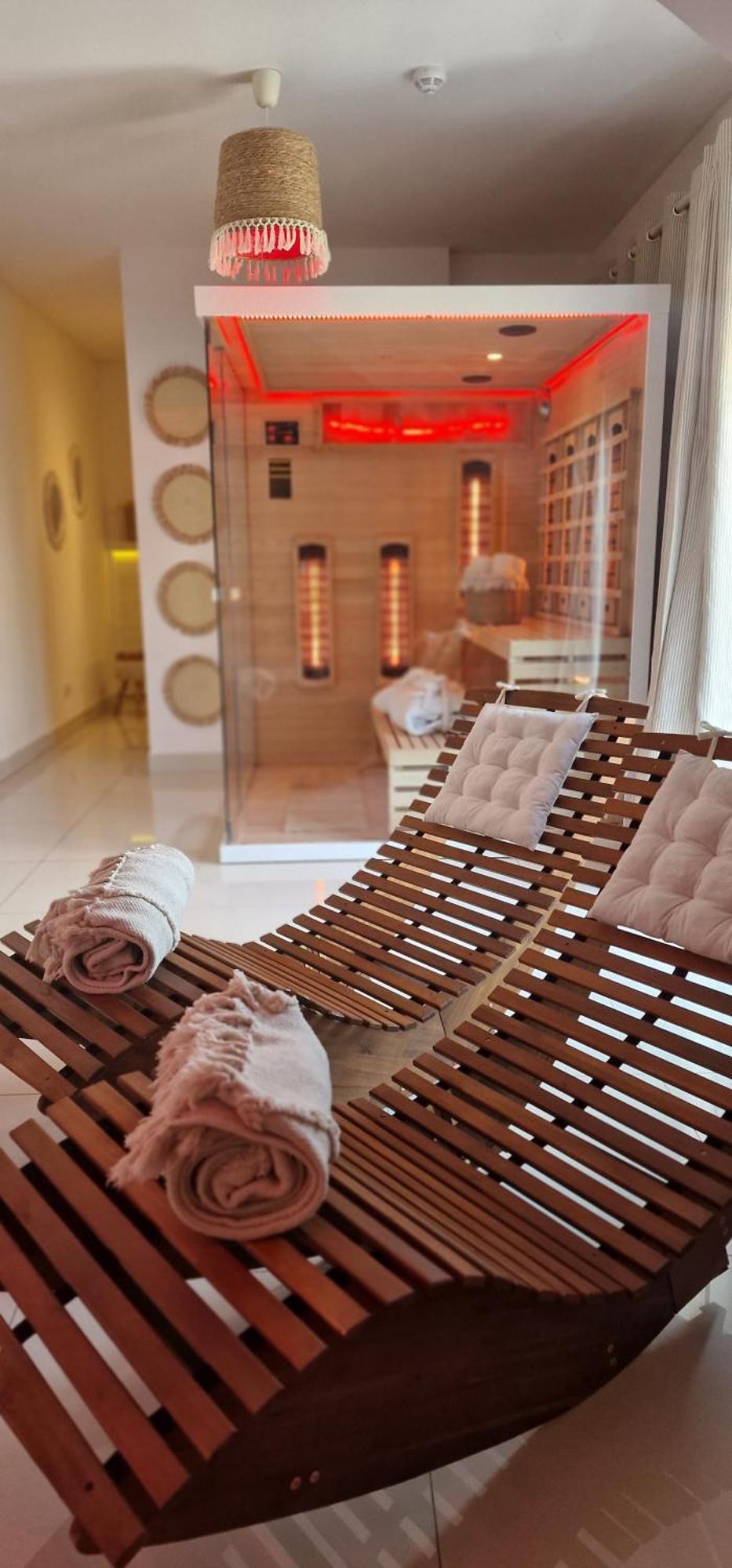 Spa Love Ceglana 1 A Sauna,,Jaccuzi Dla Dwojga Na Wylacznosc Zielona Gora  Exterior photo